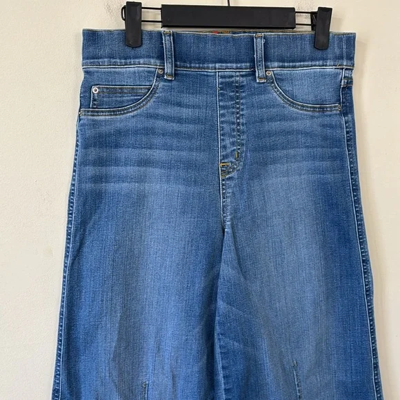 Spanx Seamed Front Wide Leg Jeans Vintage Indigo Size Medium - Picture 5 of 12